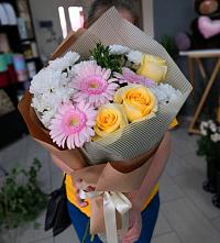 Букет цветов из:  Герберы, Розы и Хризантемы в Ершове
